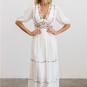 NWT Baltic Born Santa Fe Flower Embroidered White Dress